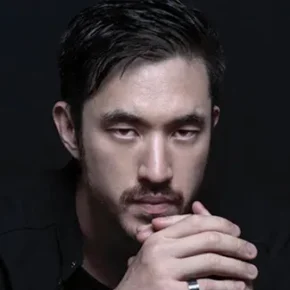 Andrew Koji - Voce originale di Ryu / Dark Ryu