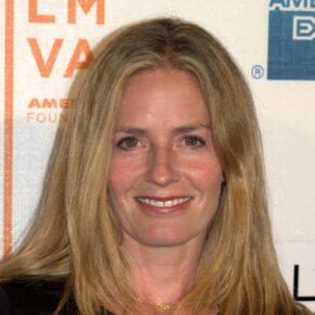 Elisabeth Shue - Voce originale di Zara Gardiner